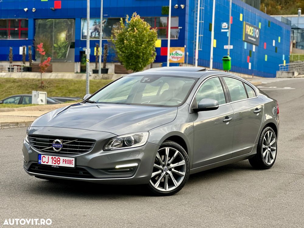 Volvo S60 D2 Geartronic Momentum - 1