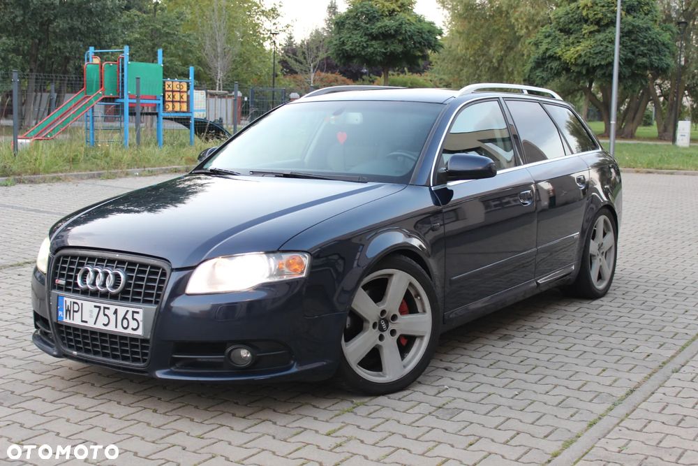 Audi A4 Avant - 1