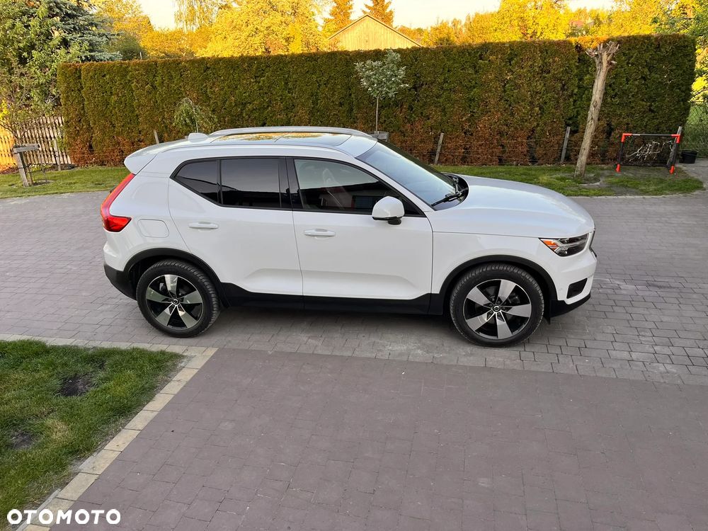 Volvo XC 40 T5 AWD Momentum - 11