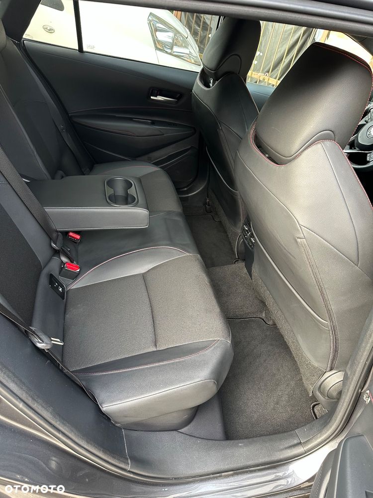 Toyota Corolla 2.0 Hybrid GR Sport Dynamic - 19
