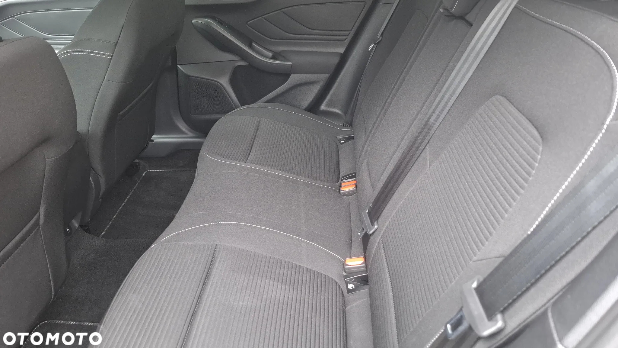 Ford Focus 1.0 EcoBoost Titanium X - 17