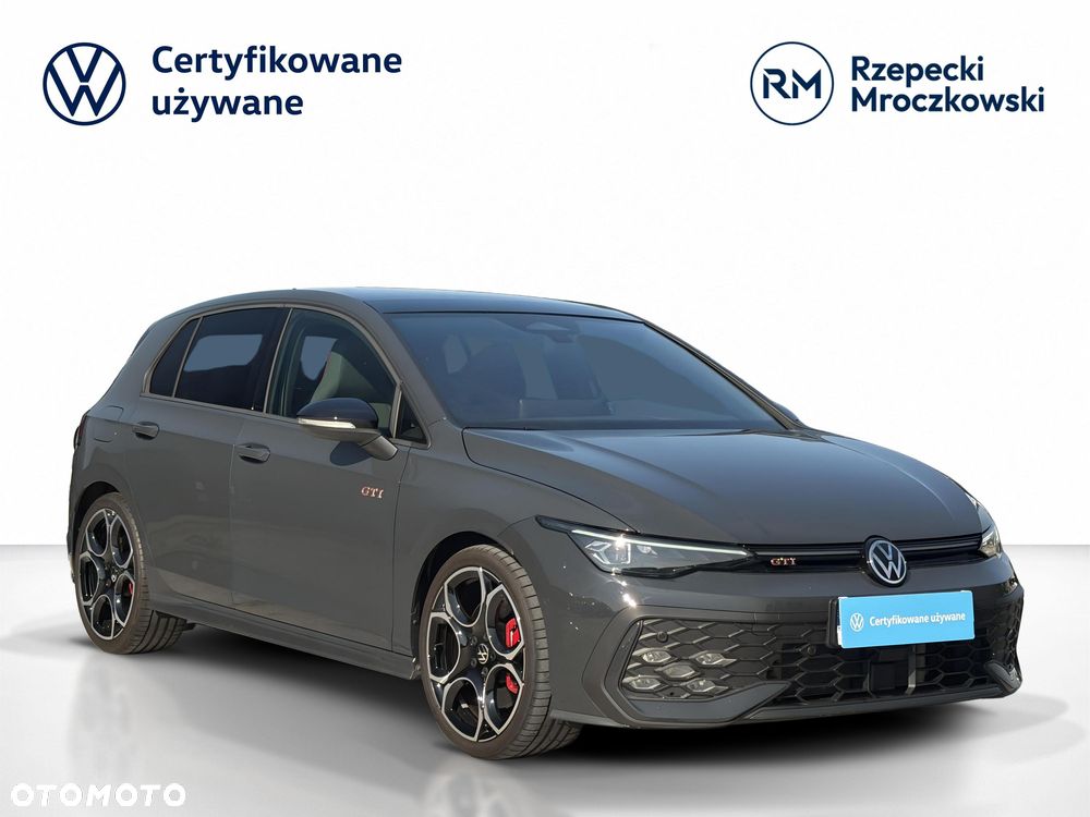 Volkswagen Golf - 9