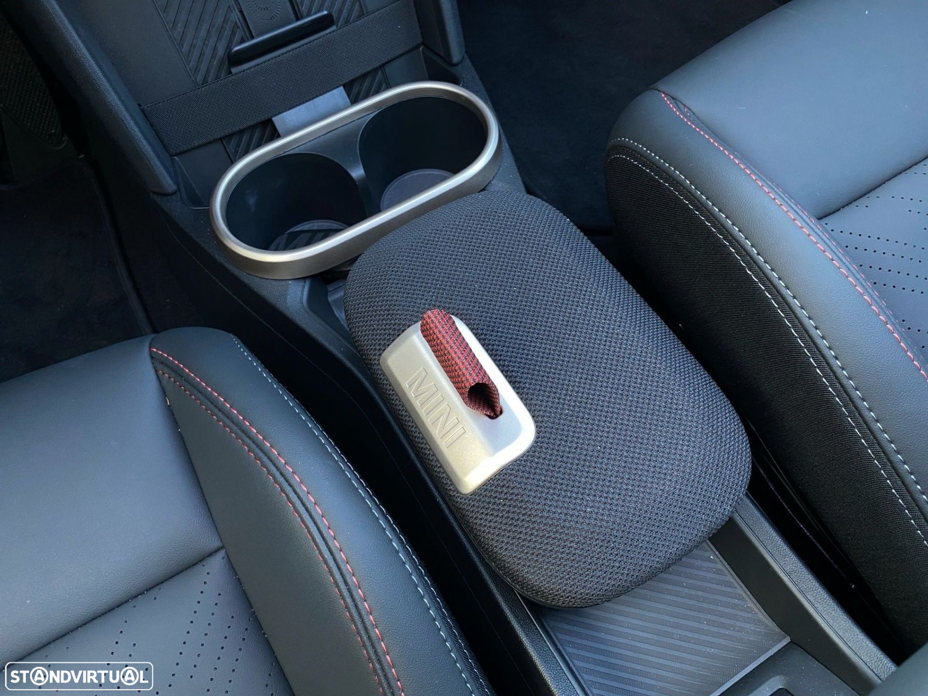 MINI 5 Portas Cooper S Premium JCW Auto - 13