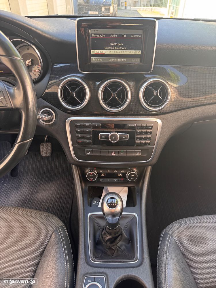 Mercedes-Benz CLA 180 (CDI) d AMG Line - 17