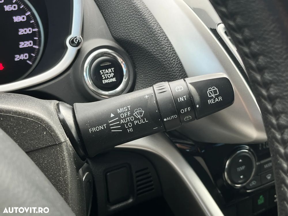 Mitsubishi Eclipse-Cross - 18