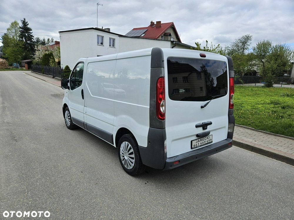 Renault Trafic - 6