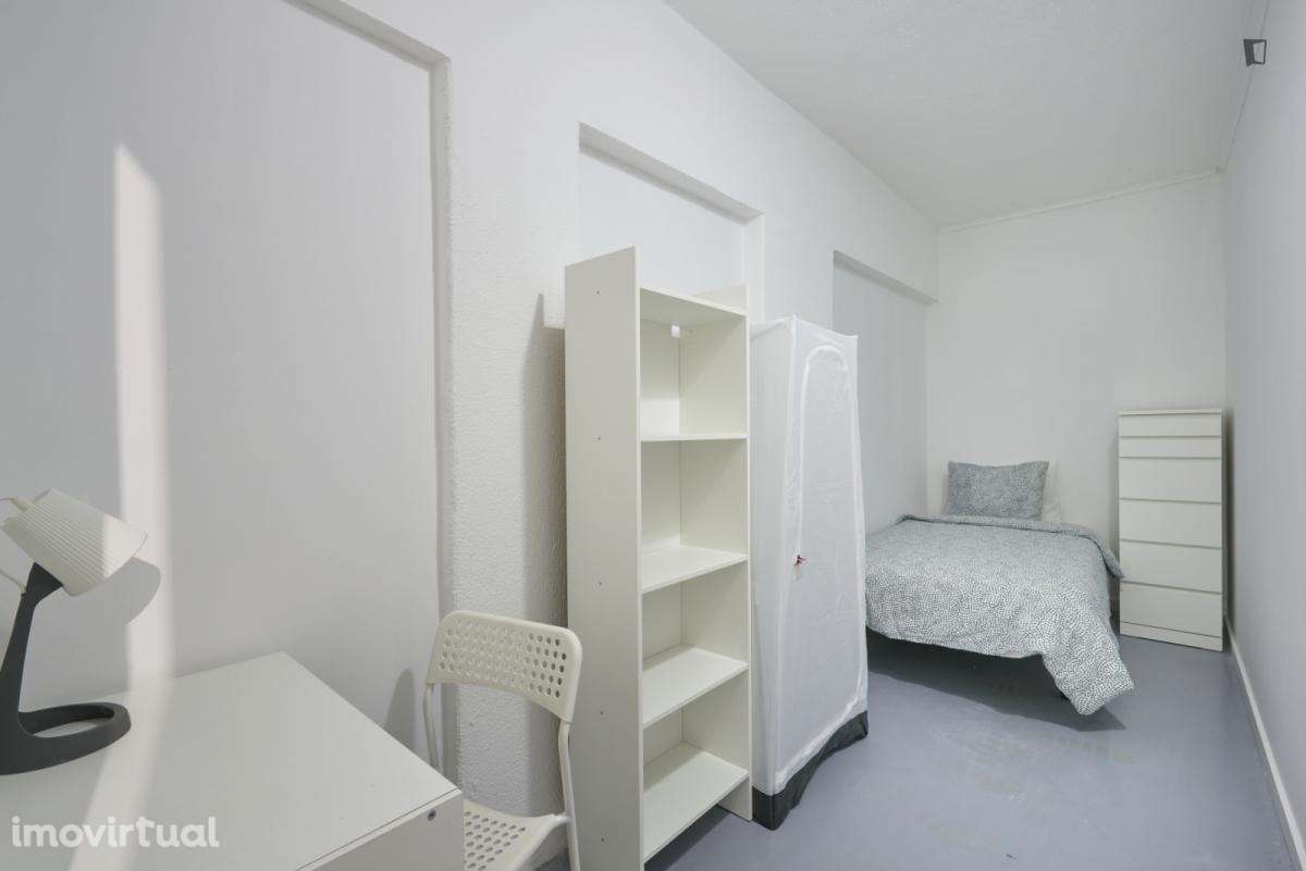 Quarto - localizado em Alvalade Lisbon - Grande imagem: 2/39