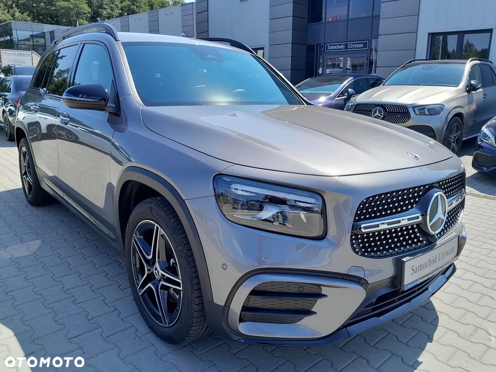 Mercedes-Benz GLB 200 AMG Line 7G-DCT - 8