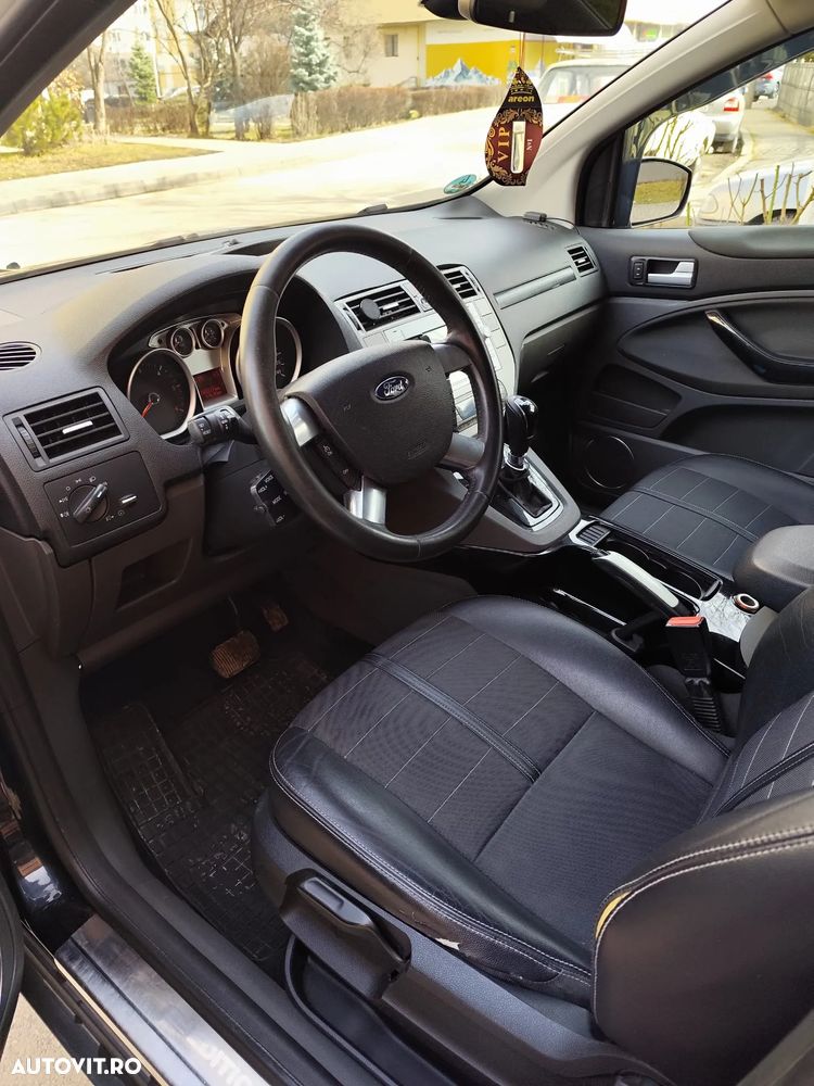 Ford Kuga 2.0 TDCi 4WD Powershift Individual - 8