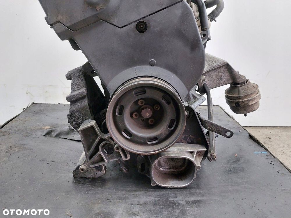 Silnik benzyna VW Passat B5 FL 2000-2005 1,8 T 20V BENZYNA APU - 2