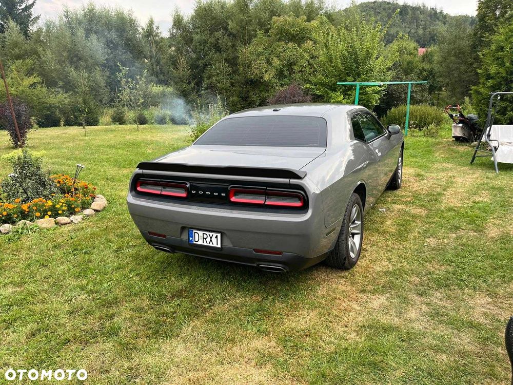 Dodge Challenger Automatik SXT Plus - 5