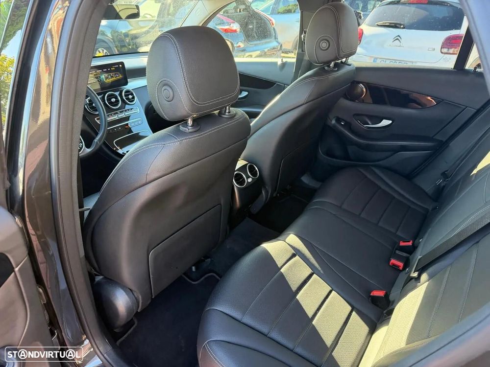 Mercedes-Benz GLC 300 de Coupe 4Matic 9G-TRONIC Exclusive - 9