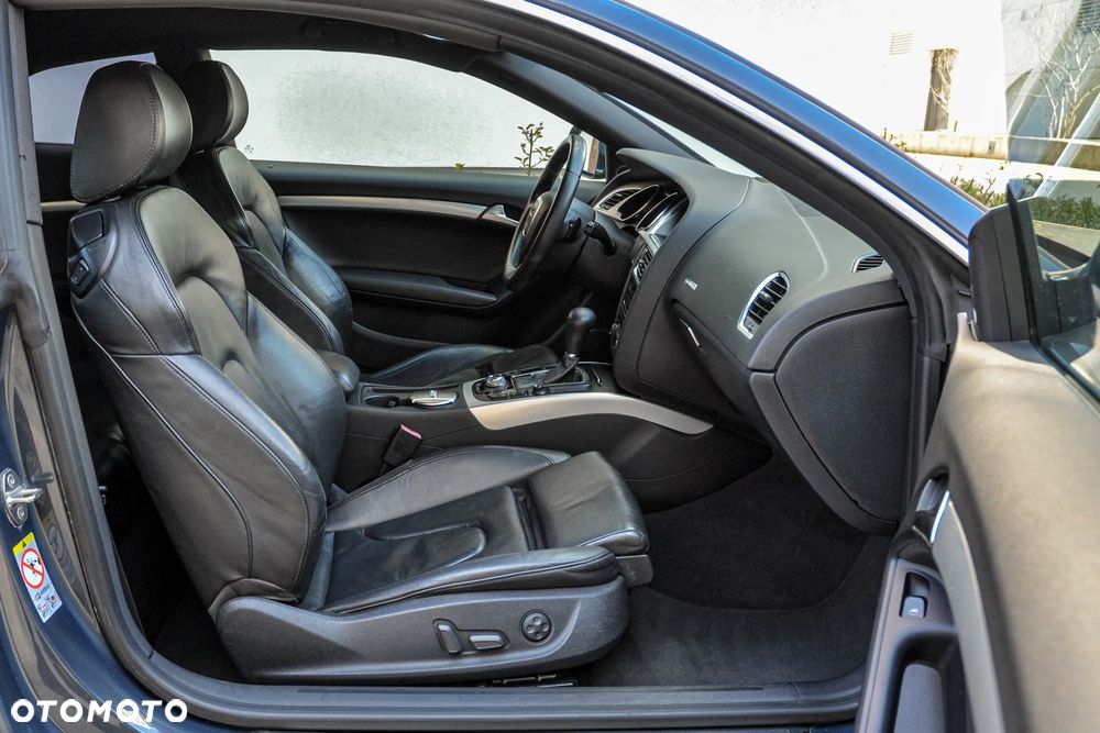 Audi A5 Coupé 3.2 FSI Quattro Tiptronic - 11