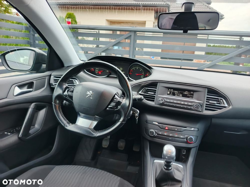 Peugeot 308 - 15