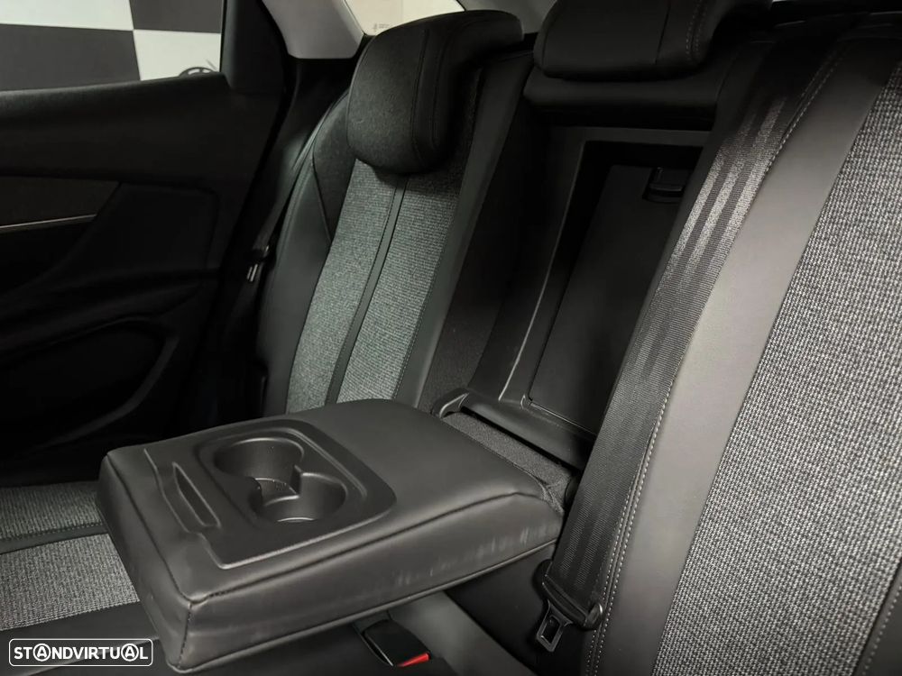 Peugeot 3008 PureTech 130 Stop & Start GPF EAT8 Allure - 50