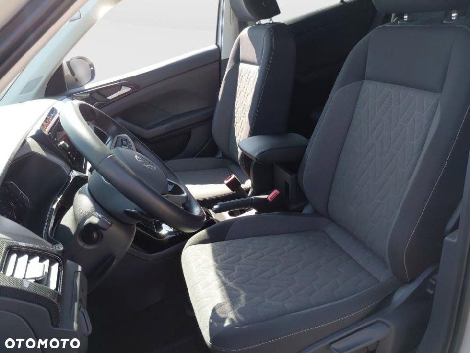 Volkswagen T-Cross - 10