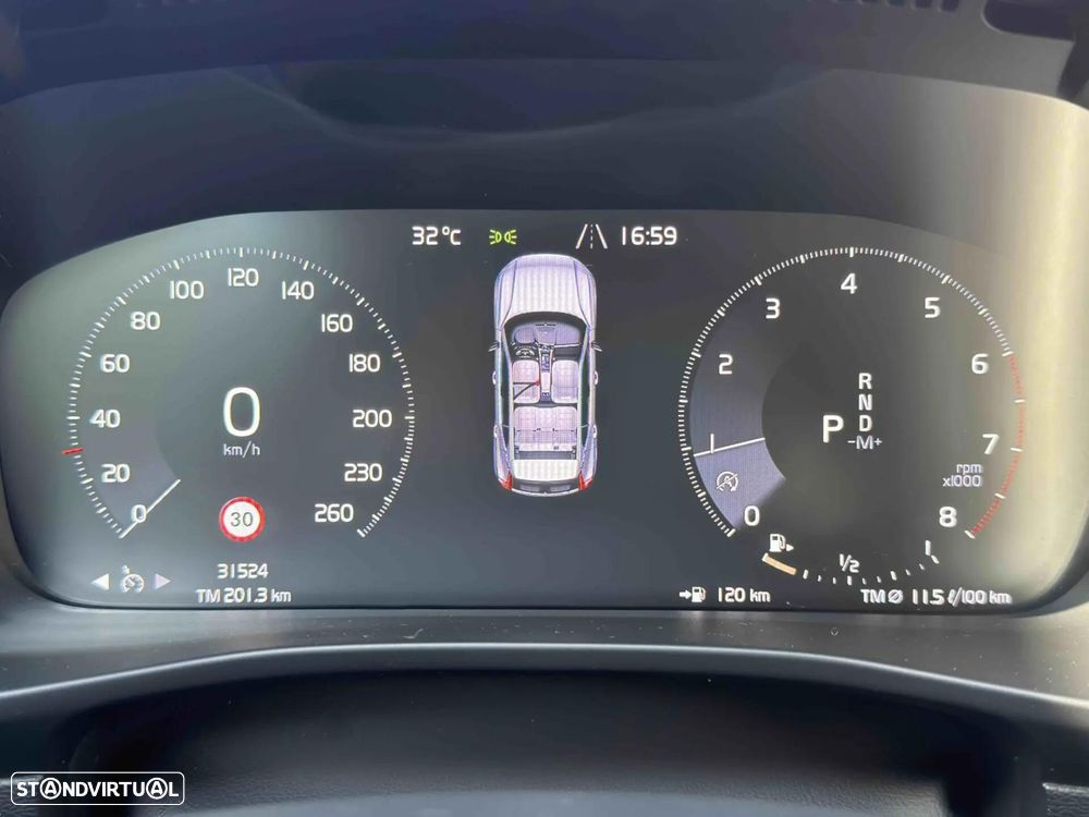 Volvo XC 40 1.5 T3 Momentum Plus Geartronic - 42