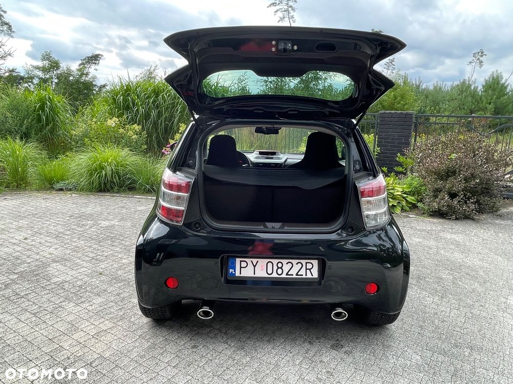 Toyota iQ 1.33 - 19