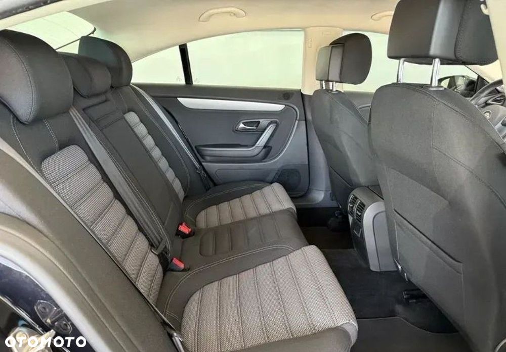 Volkswagen CC 2.0 TDI BlueMotion Technology - 19
