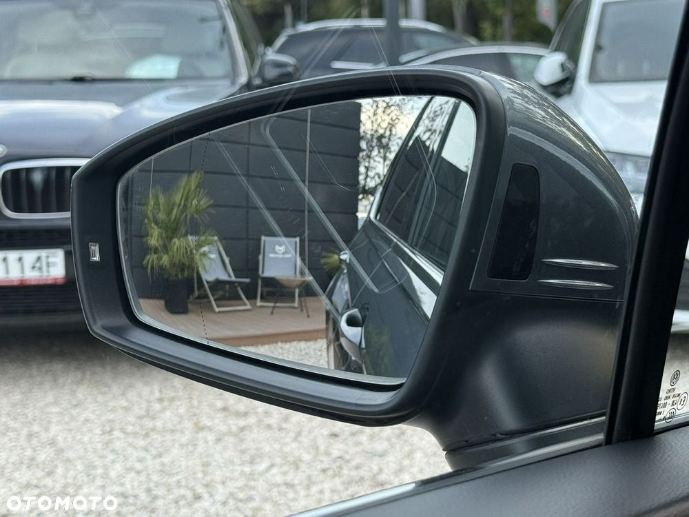 Volkswagen Tiguan Allspace - 34