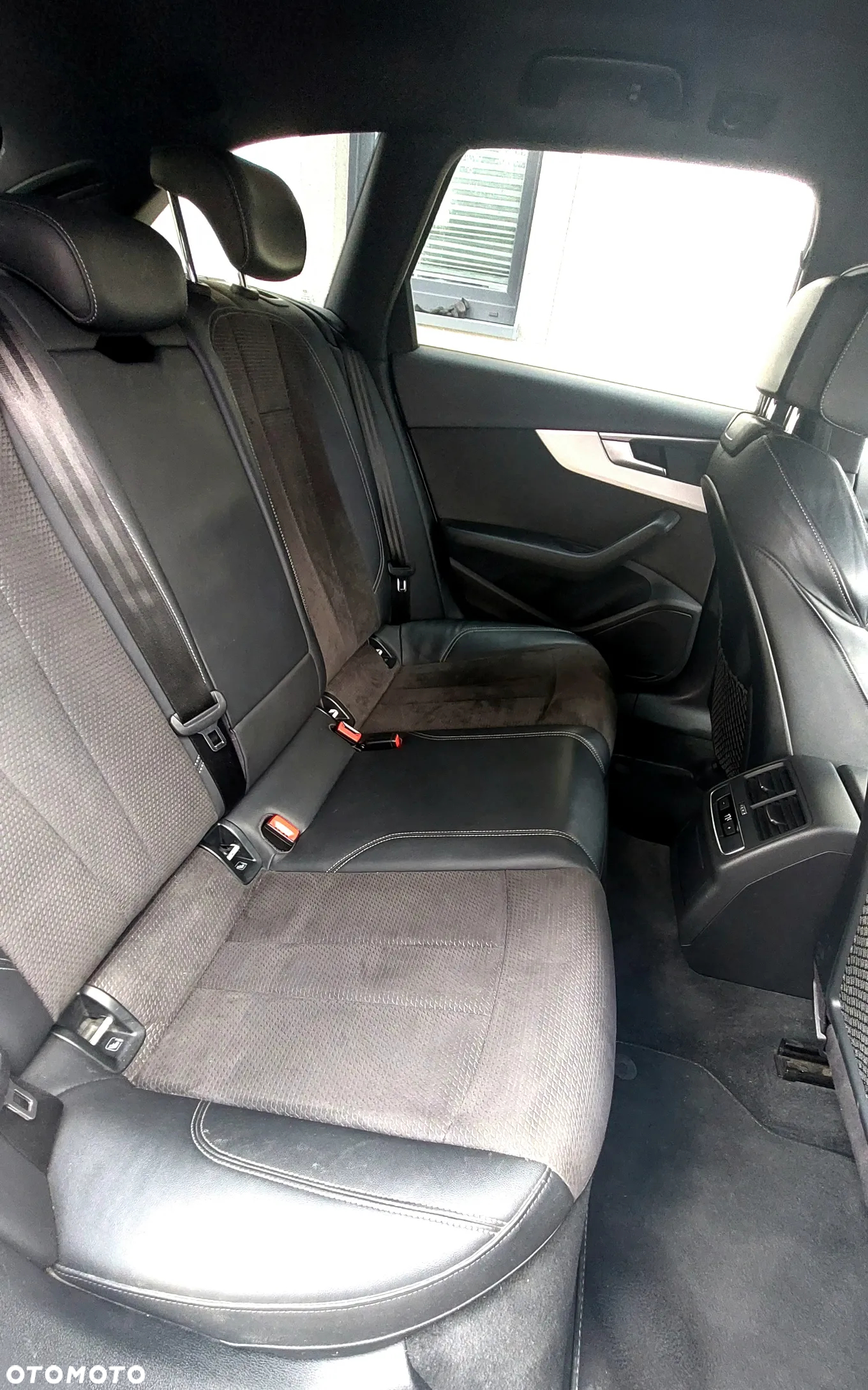 Audi A4 Avant 2.0 TDI Design S tronic - 14