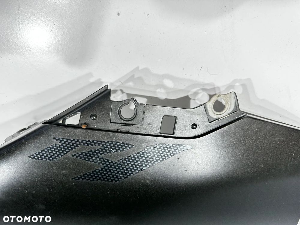 Pług lewy Yamaha R1 RN22  09-15R - 4