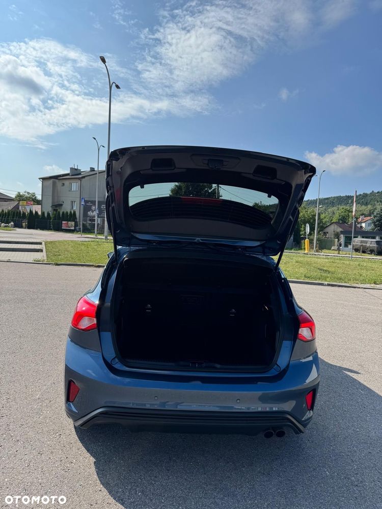 Ford Focus 1.5 EcoBoost ST-Line - 11