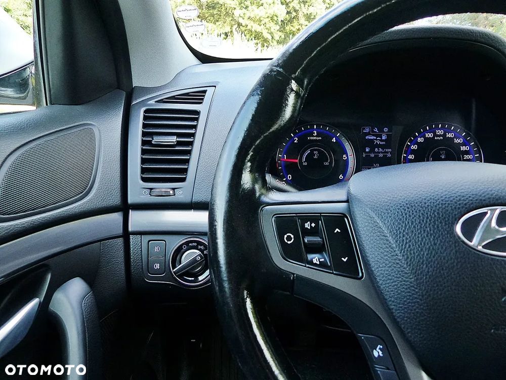 Hyundai i40 Kombi blue 1.7 CRDi Style - 31