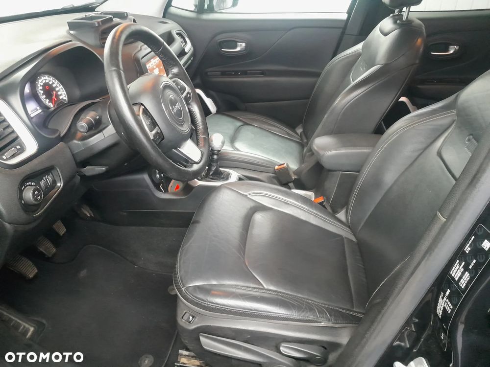 Jeep Renegade 2.0 MultiJet Limited 4WD S&S - 11