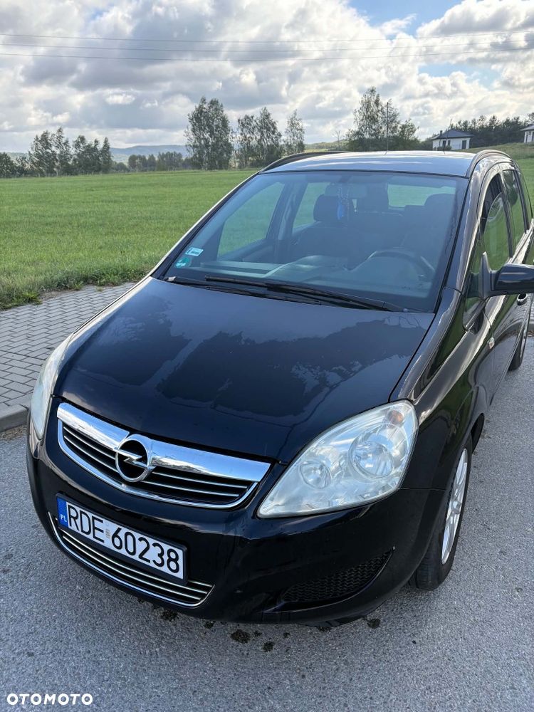 Opel Zafira - 1