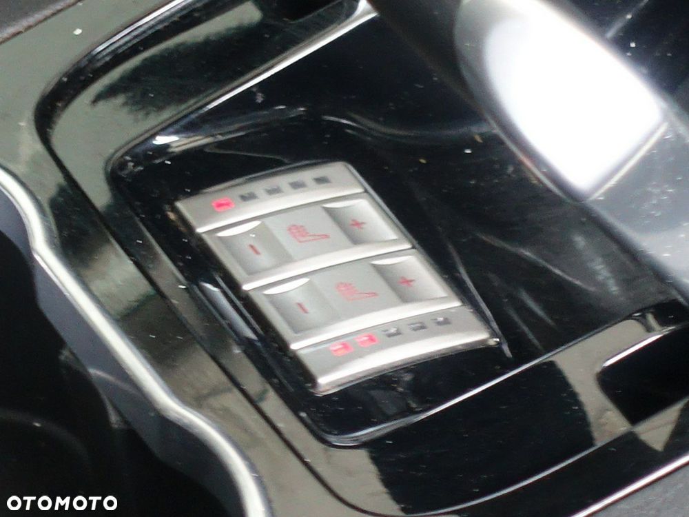 Ford Galaxy 2.0 Platinium X (Ghia) - 27