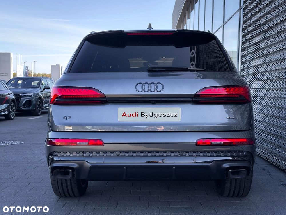 Audi Q7 - 9