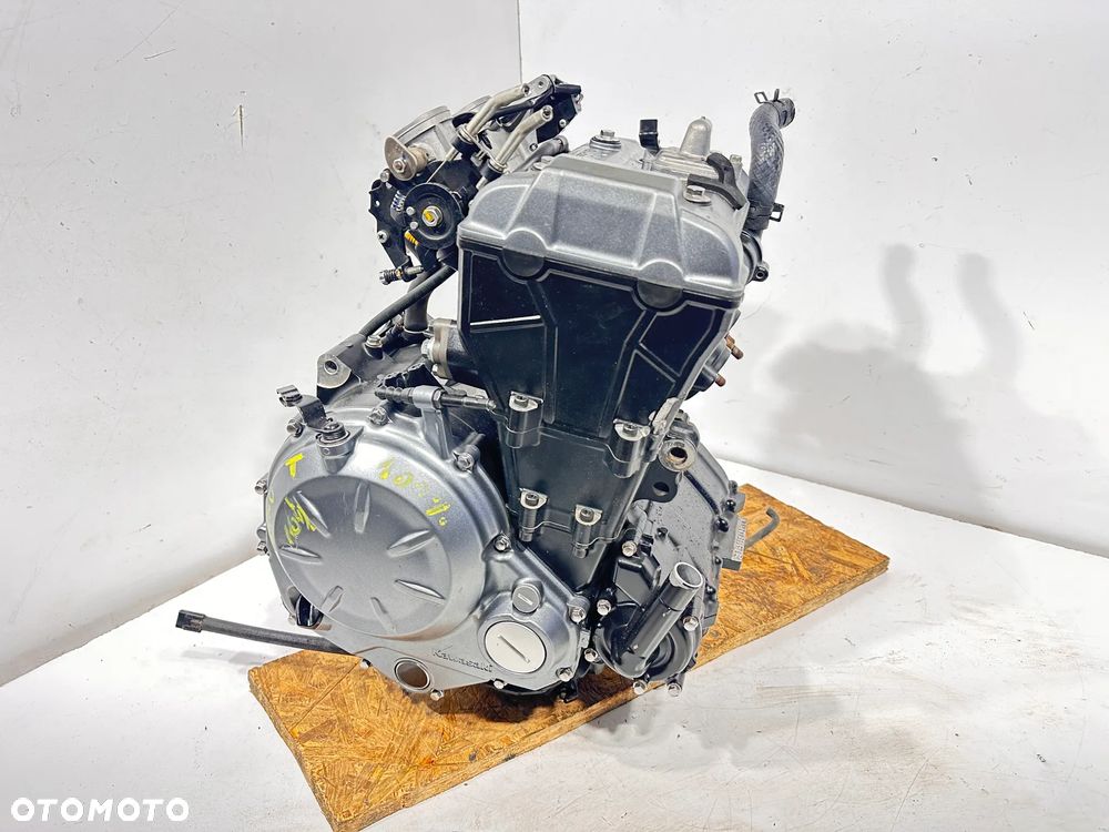 Silnik  Kawasaki Z650   Z 650   16-19R  14Dni GW - 18