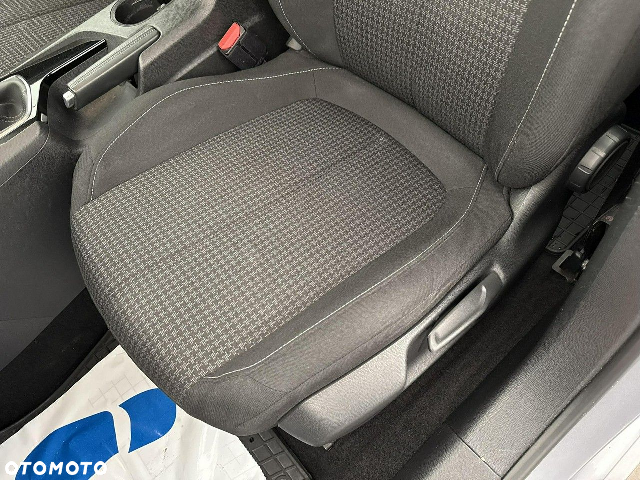 Peugeot 308 - 17