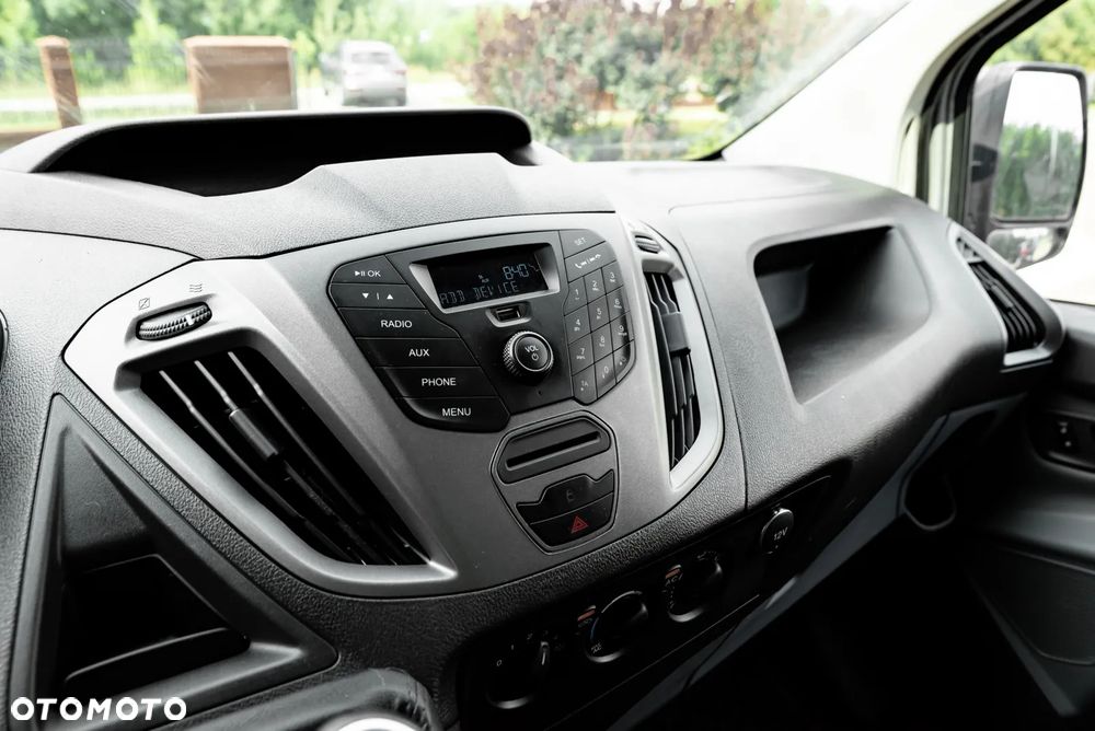 Ford Transit Custom - 19