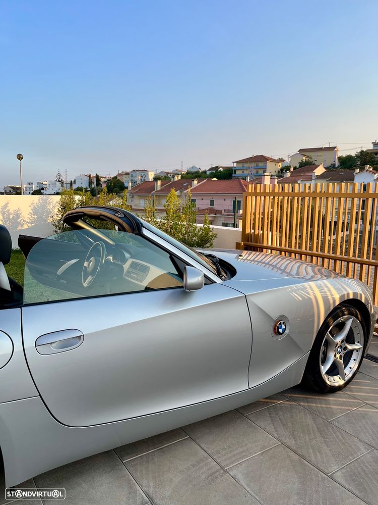 BMW Z4 2.2i - 6