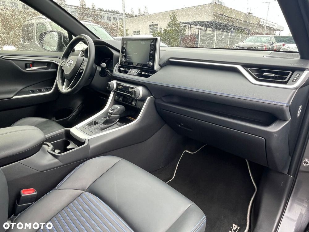 Toyota RAV4 2.5 Hybrid Selection 4x2 - 6