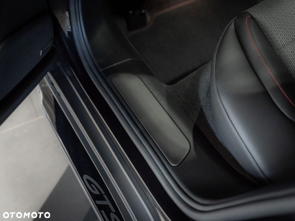 Porsche Panamera GTS - 37