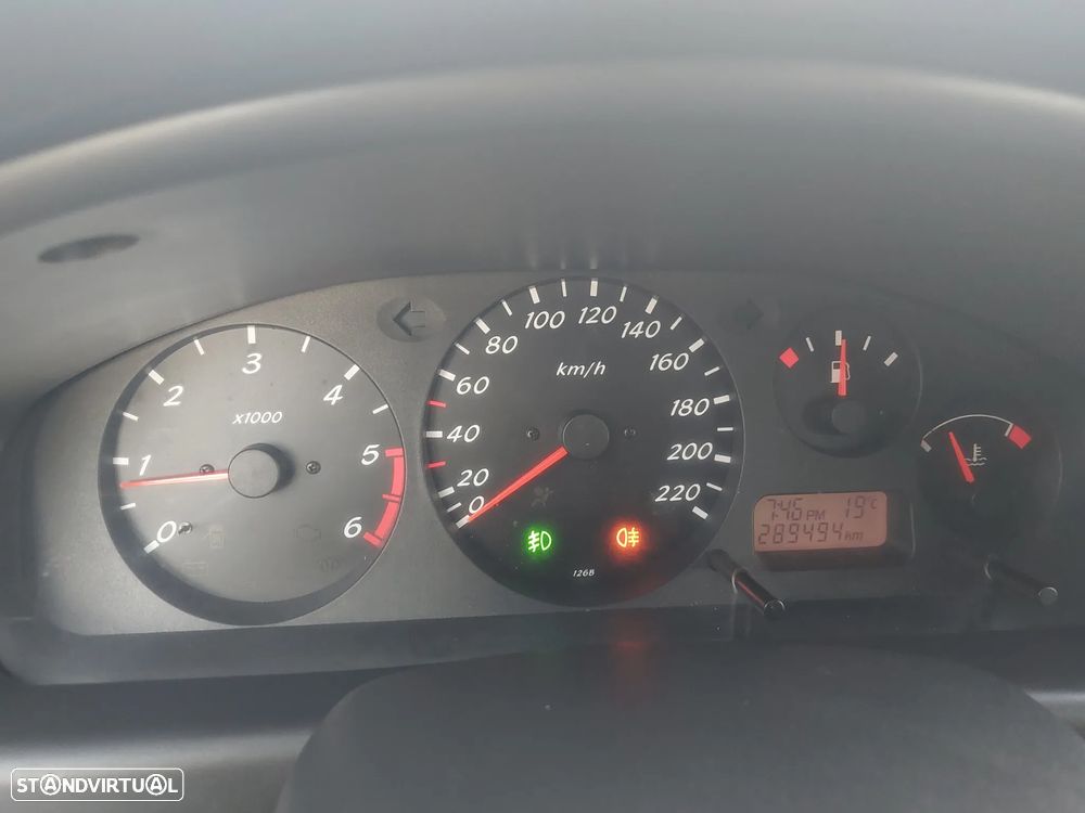 Nissan Almera 2.2 Di Elegance - 22