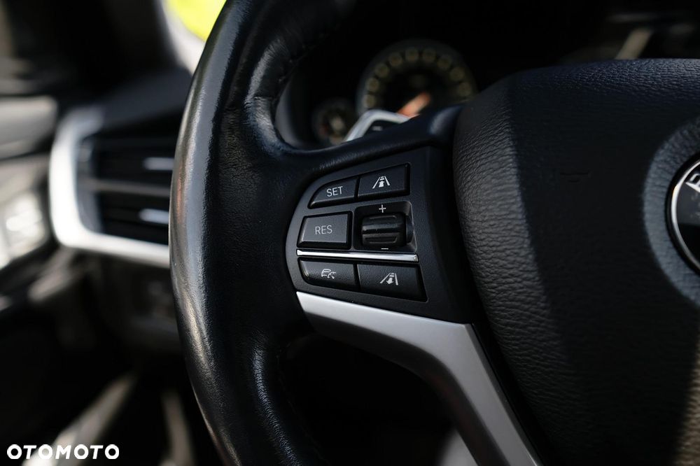 BMW X6 xDrive50i - 30
