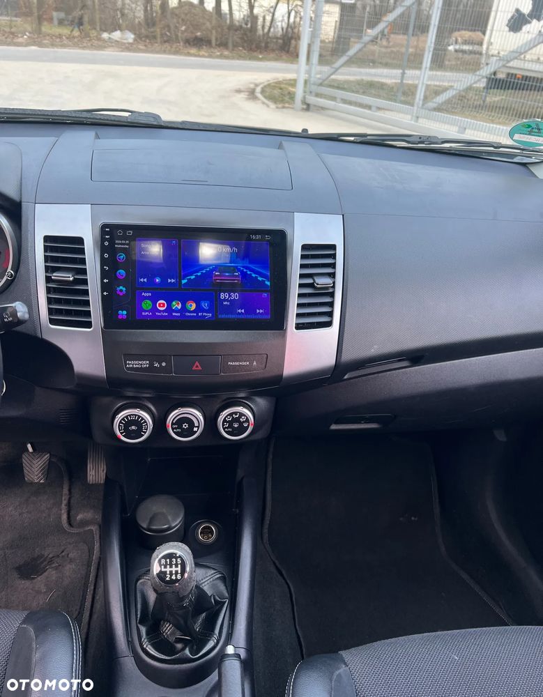 Citroën C-Crosser 2.2 HDi Exclusive - 9