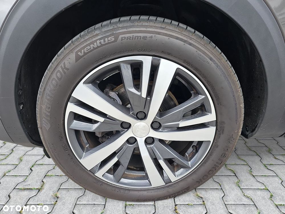 Peugeot 3008 1.5 BlueHDi Allure Pack S&S EAT8 - 9