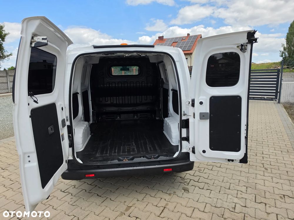 Nissan NV200 - 19