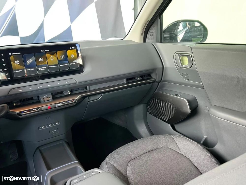 Kia EV2 42.2 kWh Dynamic - 11