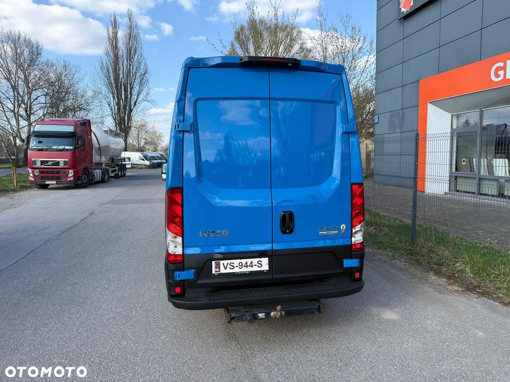 Iveco Daily 35C17, 3.0 170KM, L3H2, Bliźniak, HiMatic, Bardzo ładny - 7