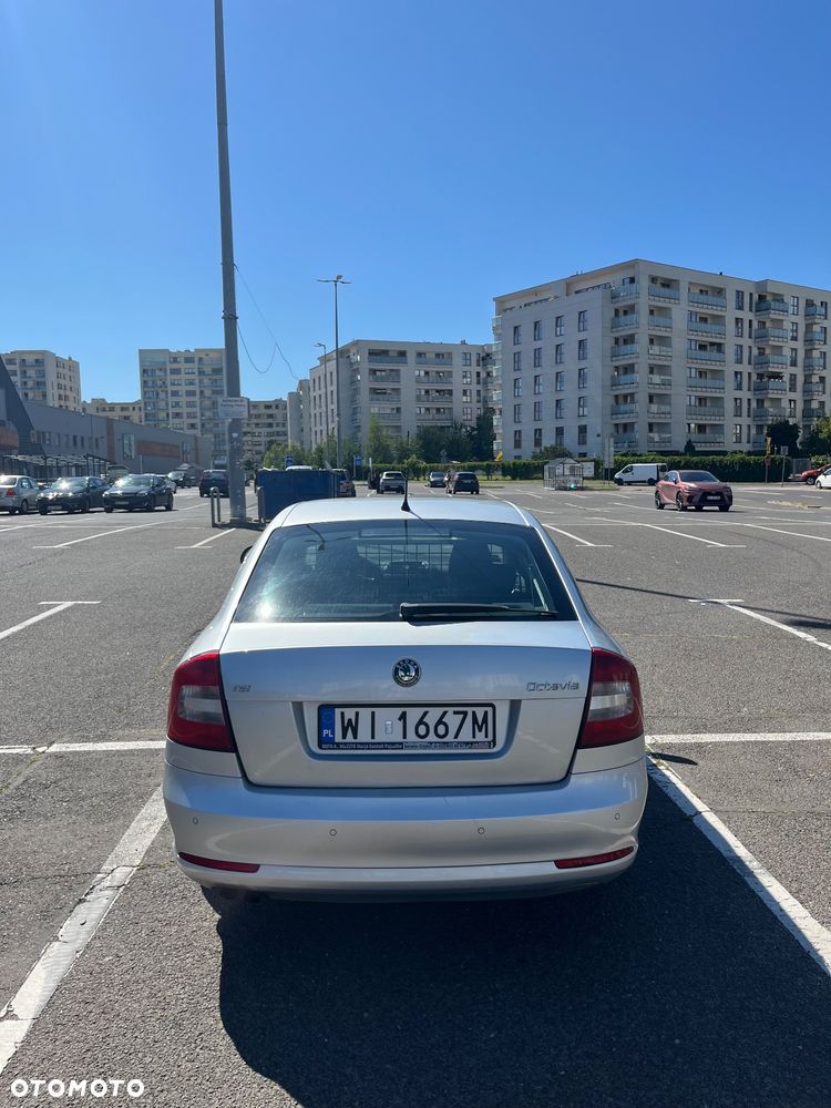 Skoda Octavia 1.4 TSI Ambiente - 5