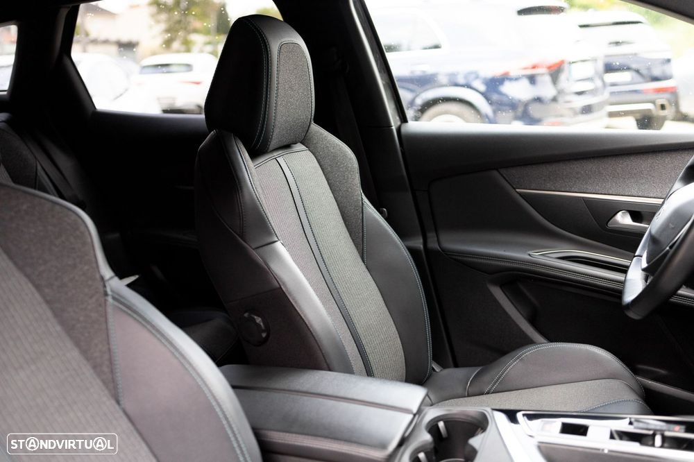 Peugeot 3008 1.6 Hybrid Allure e-EAT8 - 10