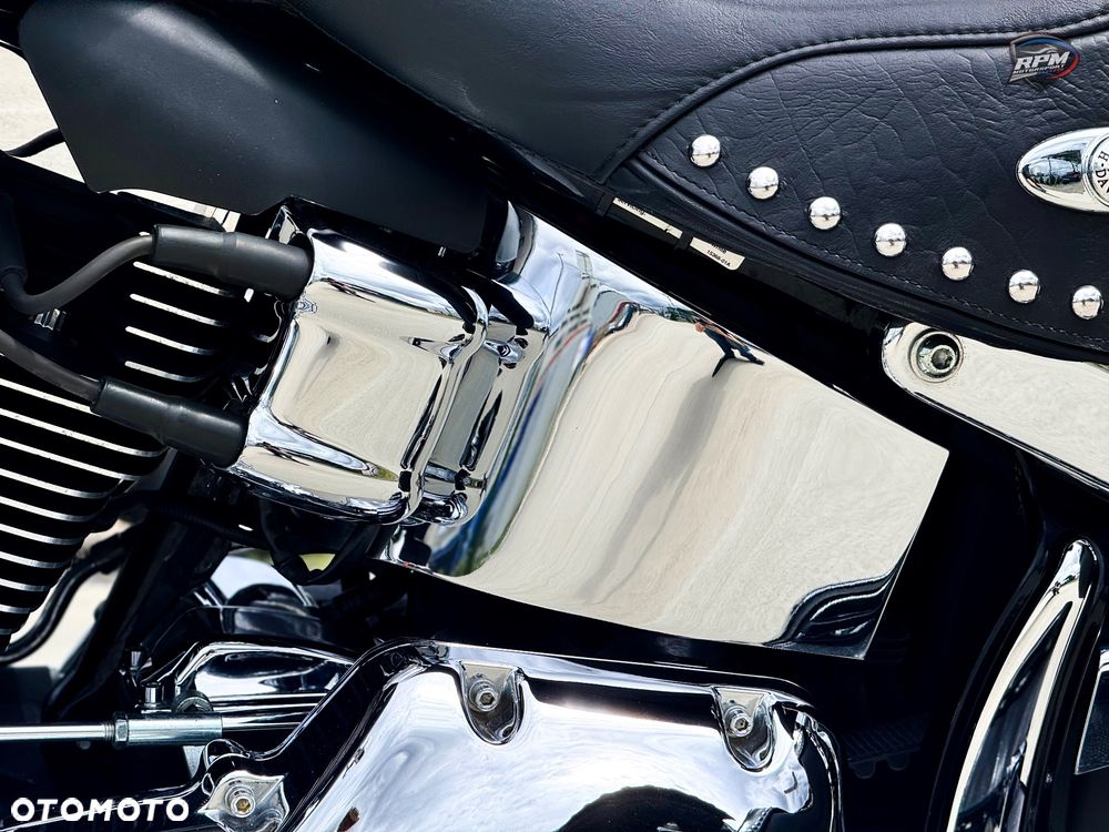 Harley-Davidson Softail Heritage Classic - 11