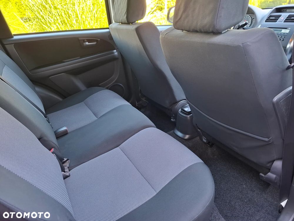 Fiat Sedici 1.6 16V 4x4 Dynamic - 14