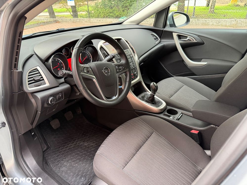 Opel Astra 1.4 Turbo Edition - 21